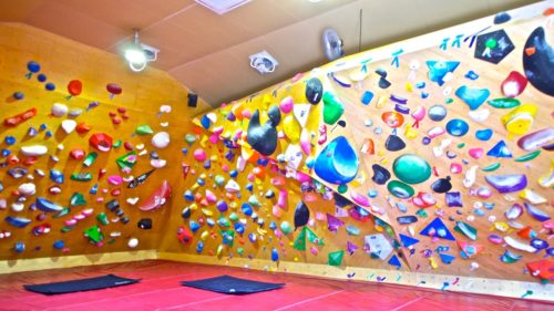 熊本県のクライミング施設「The Ranch（ザ・ランチ） クライミングジム」